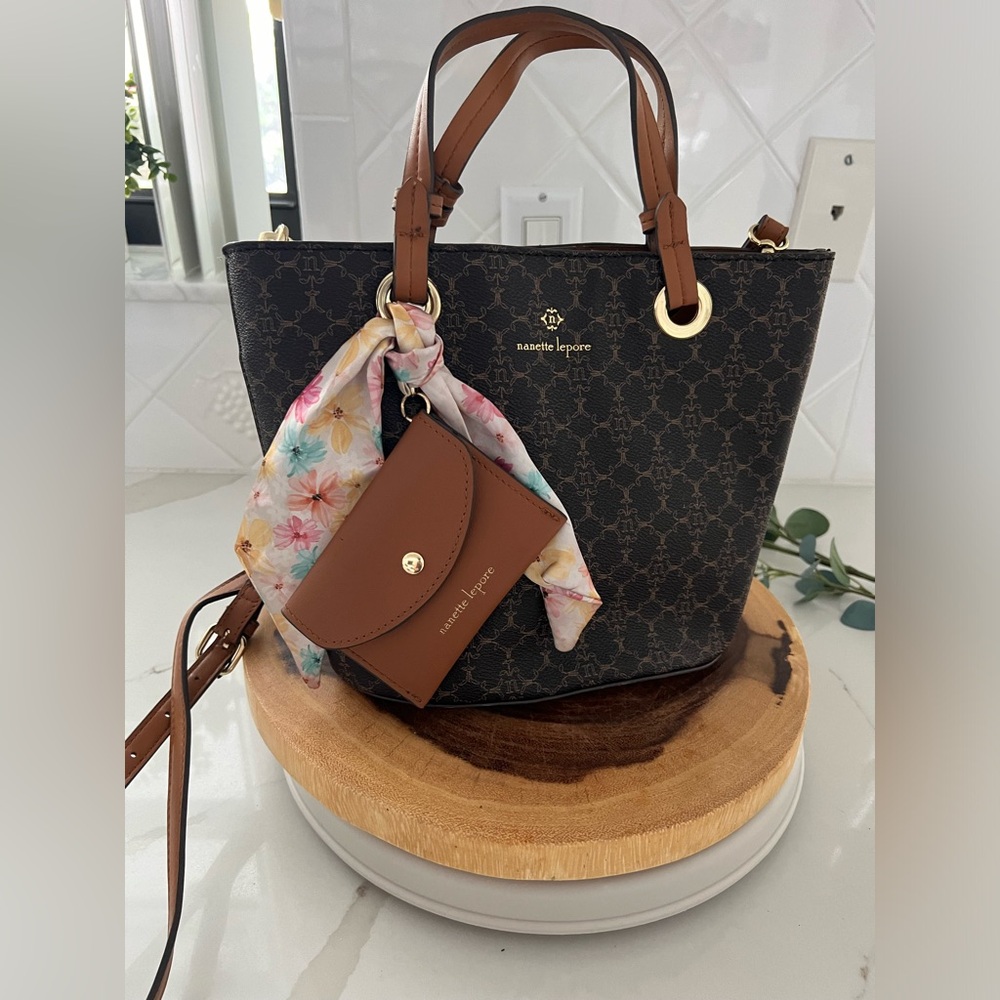 Nanette Lepore vegan leather purse LOGO GIANNA SATCHEL W / CC & SCARF